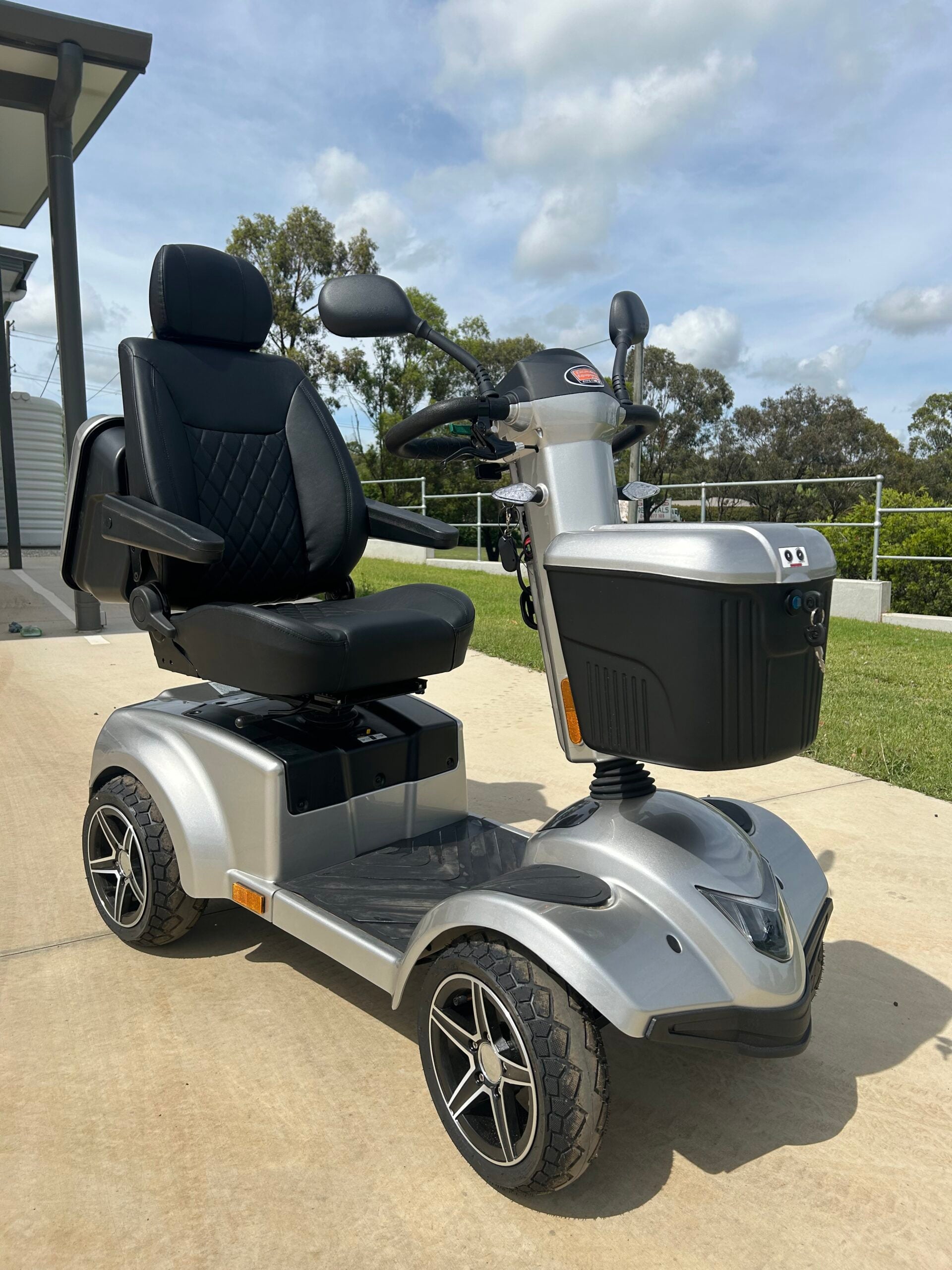 R7s Mobility Scooter